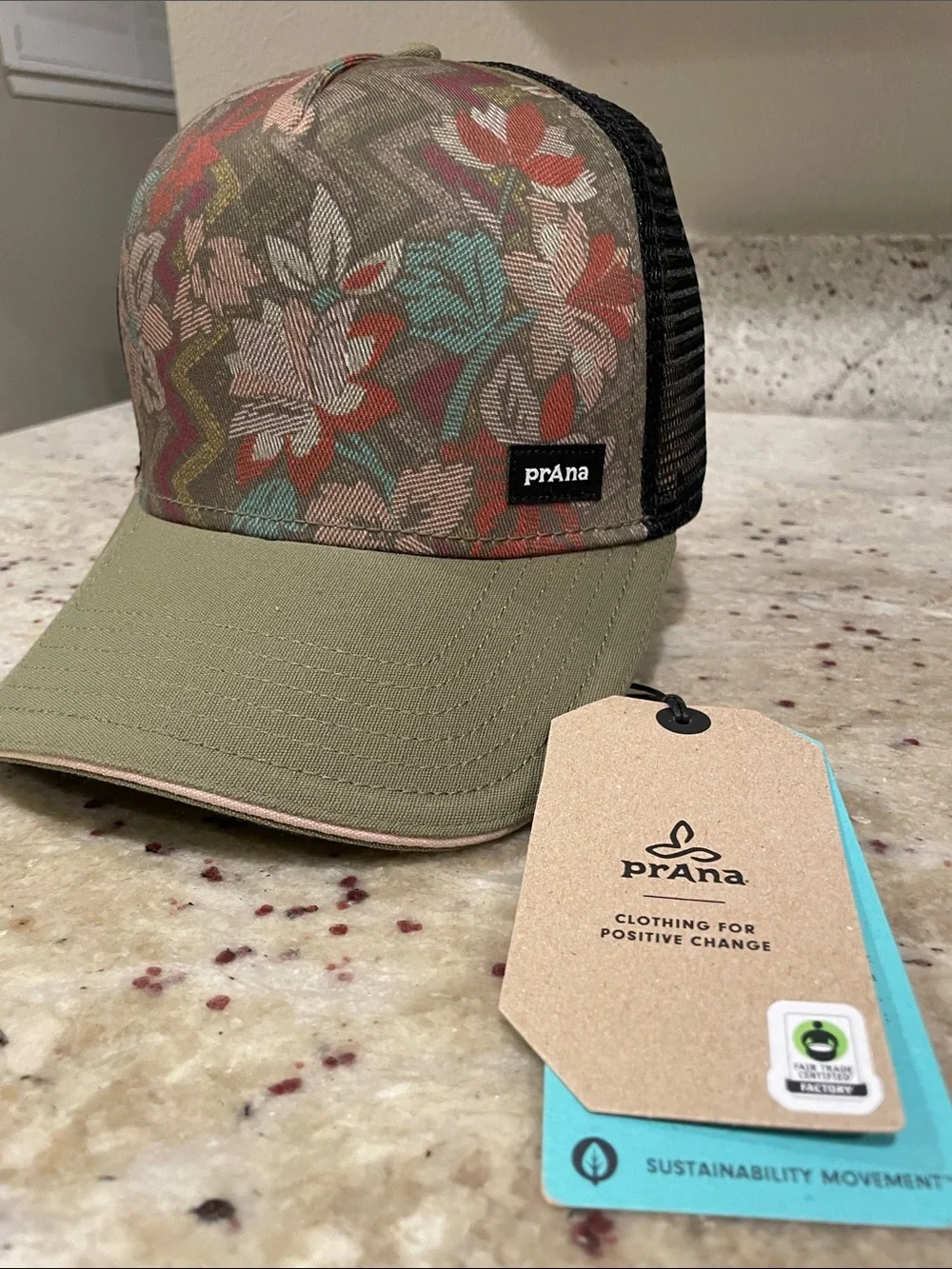 Prana Women’s  Floral Trucker Hat in Olive, Teal, Rust and Cream. NWT MSRP $35
